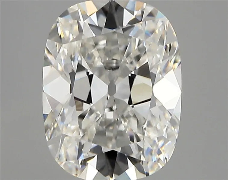 3.01ct Cushion modified Lab Grown Diamond (Colour E, Clarity VVS1, IGI Certified)