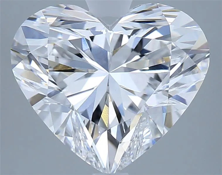 3.01ct Heart Lab Grown Diamond (Colour D, Clarity VVS2, IGI Certified)