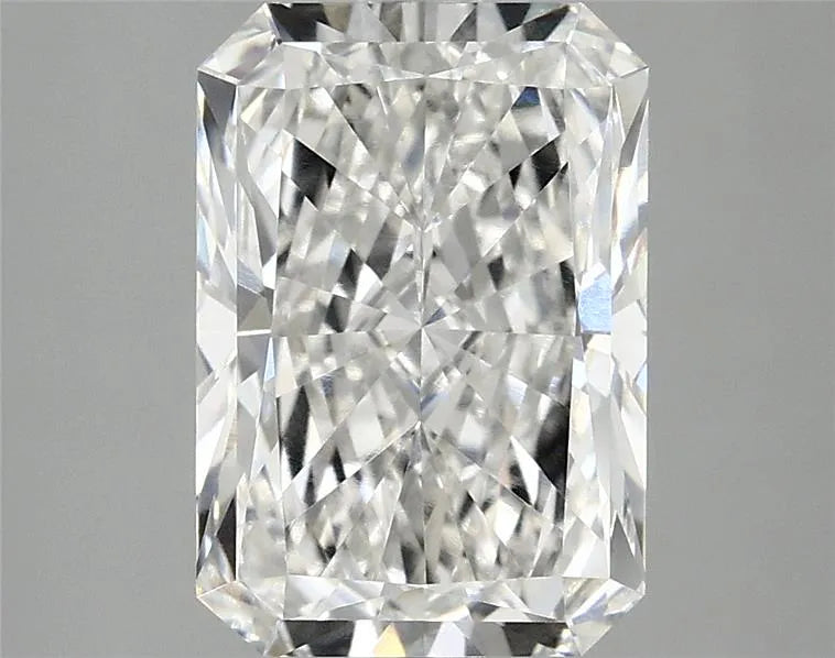 3.01ct Radiant Lab Grown Diamond (Colour F, Clarity VVS2, IGI Certified)