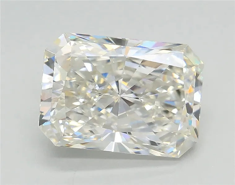 3.01ct Radiant Lab Grown Diamond (Colour G, Clarity VVS2, IGI Certified)