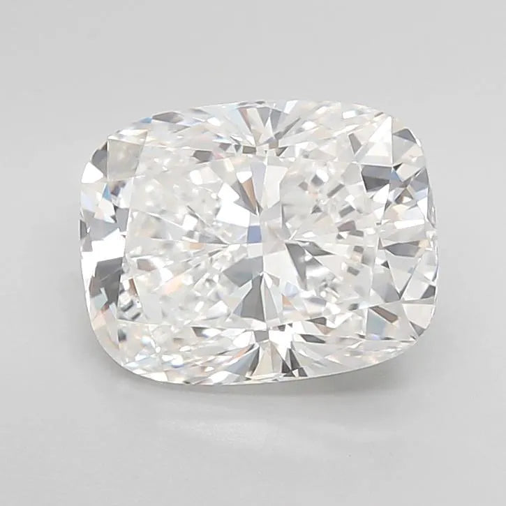 3.02ct Cushion modified Lab Grown Diamond (Colour E, Clarity VVS2, IGI Certified)