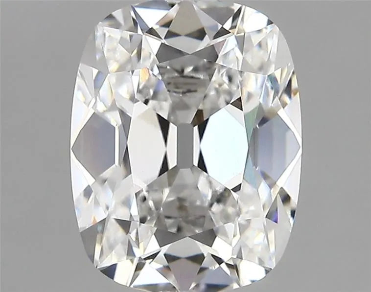 3.02ct Cushion modified Lab Grown Diamond (Colour E, Clarity VVS2, IGI Certified)