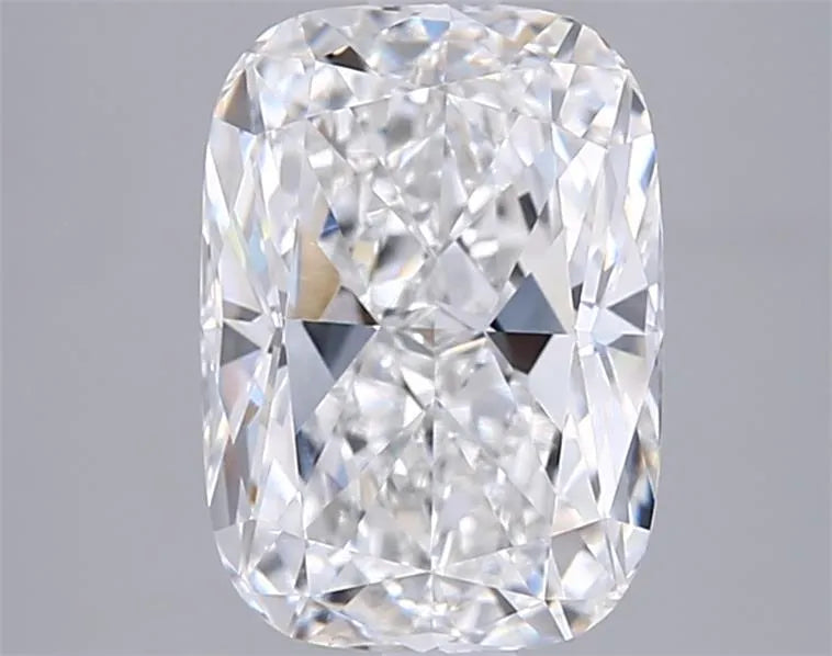 3.02ct Cushion modified Lab Grown Diamond (Colour F, Clarity VVS2, IGI Certified)