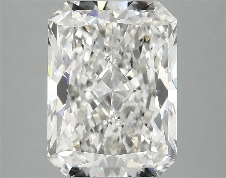 3.02ct Radiant Lab Grown Diamond (Colour G, Clarity VVS2, IGI Certified)