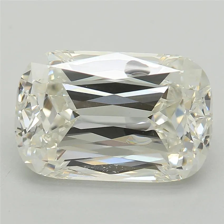3.03ct Cushion modified Lab Grown Diamond (Colour G, Clarity VVS2, IGI Certified)