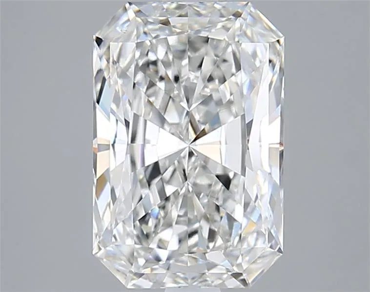 3.03ct Radiant Lab Grown Diamond (Colour F, Clarity VVS2, IGI Certified)