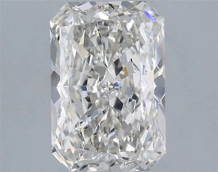 3.03ct Radiant Lab Grown Diamond (Colour G, Clarity VS2, IGI Certified)