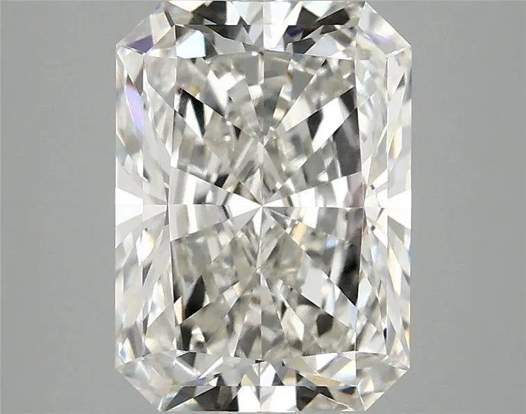 3.03ct Radiant Lab Grown Diamond (Colour G, Clarity VVS2, IGI Certified)