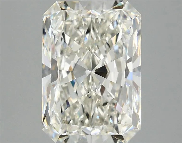 3.03ct Radiant Lab Grown Diamond (Colour H, Clarity VS1, IGI Certified)