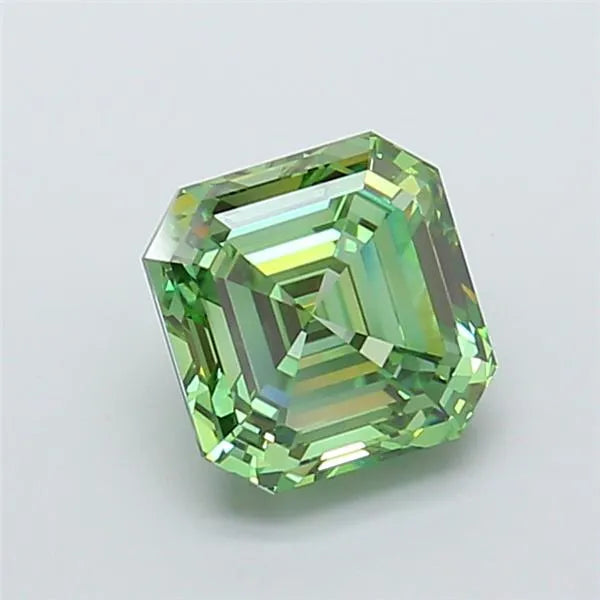 3.03ct Square emerald Lab Grown Diamond (Colour Fancy Vivid Green, Clarity VVS2, IGI Certified)