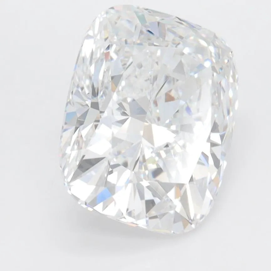 3.04ct Cushion modified Lab Grown Diamond (Colour D, Clarity VVS1, IGI Certified)