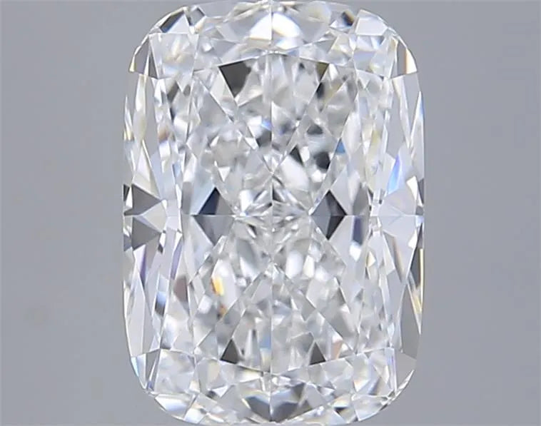 3.04ct Cushion modified Lab Grown Diamond (Colour D, Clarity VVS2, IGI Certified)