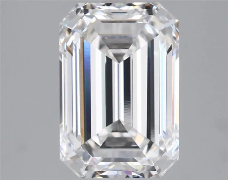 3.04ct Emerald Lab Grown Diamond (Colour G, Clarity VVS2, IGI Certified)
