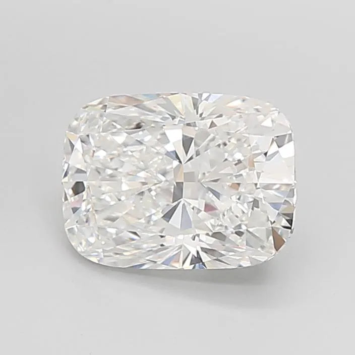 3.05ct Cushion modified Lab Grown Diamond (Colour E, Clarity VVS2, IGI Certified)