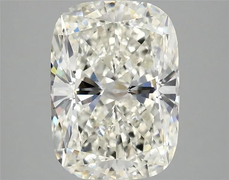 3.05ct Cushion modified Lab Grown Diamond (Colour H, Clarity VVS2, IGI Certified)