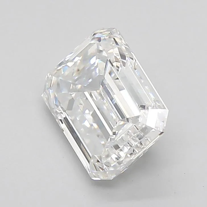 3.05ct Emerald Lab Grown Diamond (Colour E, Clarity VVS2, IGI Certified)