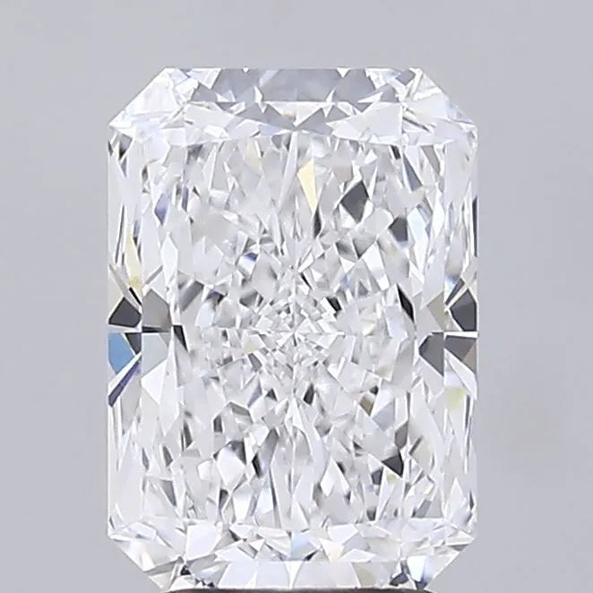 3.05ct Radiant Lab Grown Diamond (Colour D, Clarity VVS1, IGI Certified)
