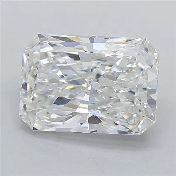 3.05ct Radiant Lab Grown Diamond (Colour E, Clarity VVS2, IGI Certified)