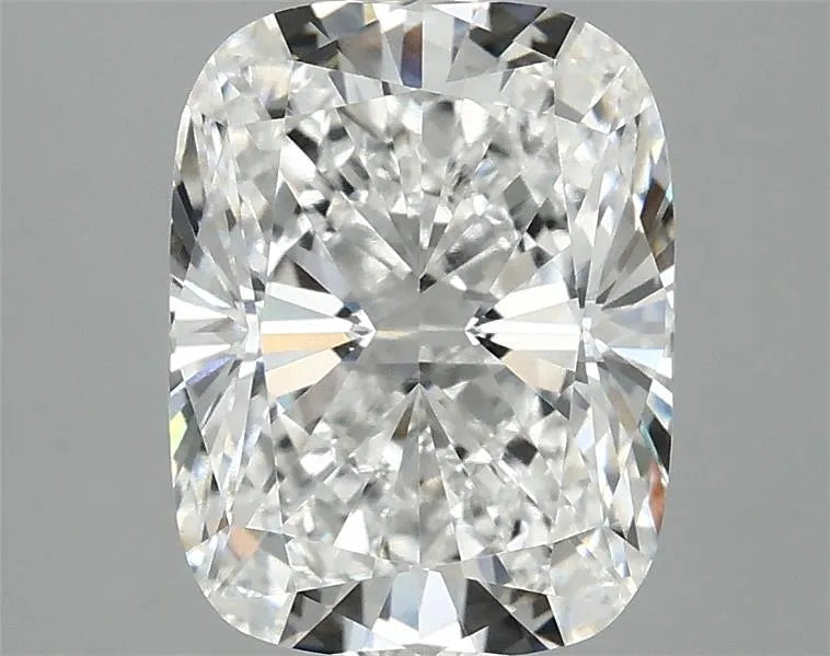 3.06ct Cushion modified Lab Grown Diamond (Colour E, Clarity VVS2, IGI Certified)