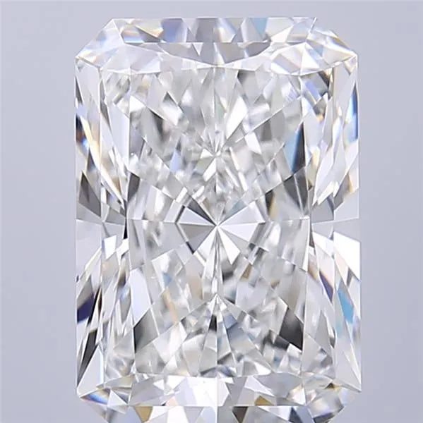 3.06ct Radiant Lab Grown Diamond (Colour E, Clarity VVS1, IGI Certified)