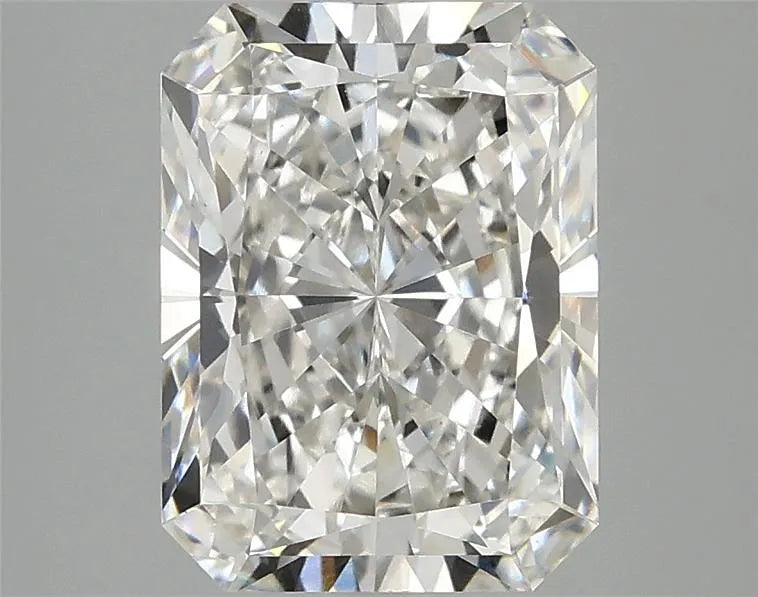 3.06ct Radiant Lab Grown Diamond (Colour F, Clarity VVS2, IGI Certified)