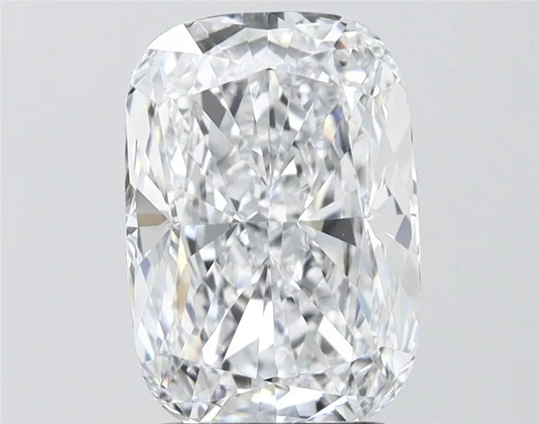 3.07ct Cushion modified Lab Grown Diamond (Colour E, Clarity VVS1, IGI Certified)