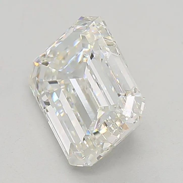 3.07ct Emerald Lab Grown Diamond (Colour G, Clarity VVS2, IGI Certified)