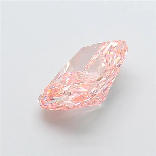 3.07ct Radiant Lab Grown Diamond (Colour Fancy Vivid Pink, Clarity VS1, IGI Certified)