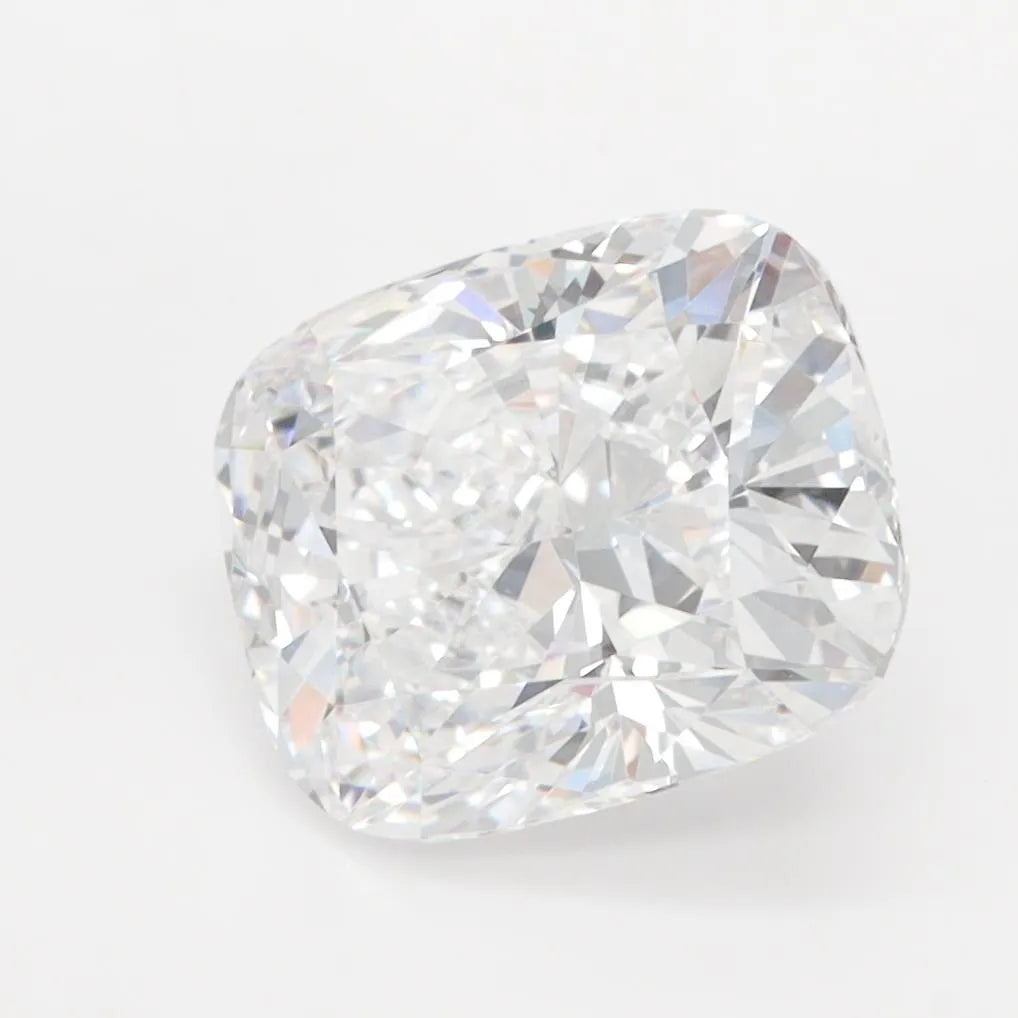 3.08ct Cushion modified Lab Grown Diamond (Colour D, Clarity VVS1, IGI Certified)