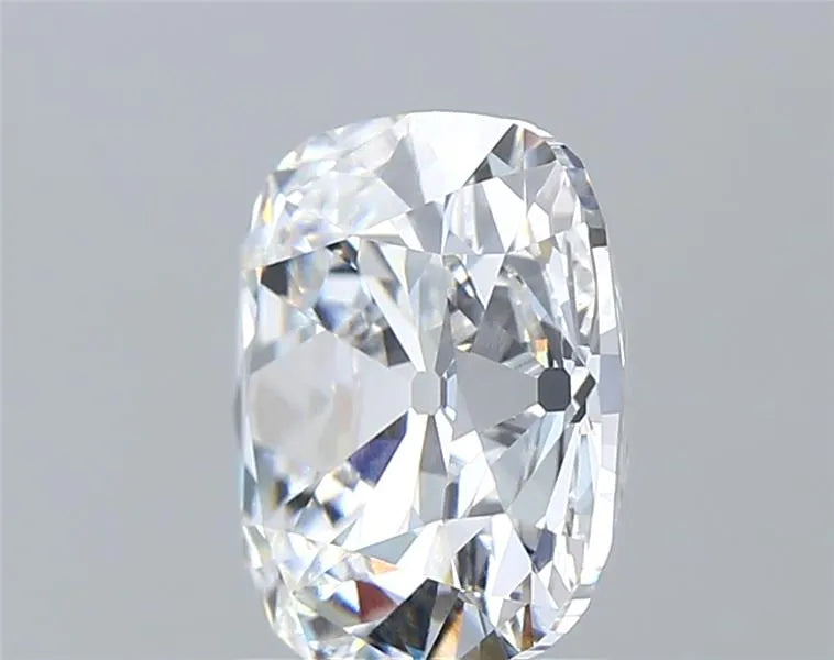 3.08ct Cushion modified Lab Grown Diamond (Colour E, Clarity VS1, IGI Certified)
