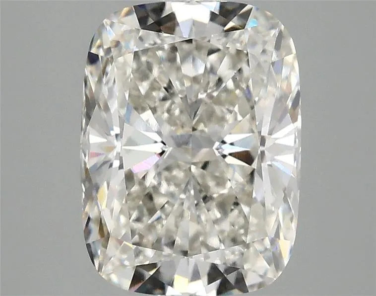 3.08ct Cushion modified Lab Grown Diamond (Colour G, Clarity VS1, IGI Certified)