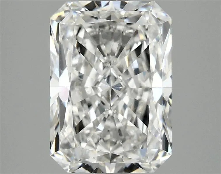 3.08ct Radiant Lab Grown Diamond (Colour E, Clarity VVS1, IGI Certified)