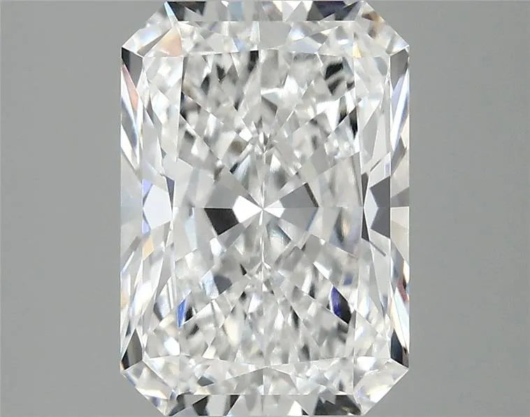 3.09ct Radiant Lab Grown Diamond (Colour D, Clarity VS2, IGI Certified)
