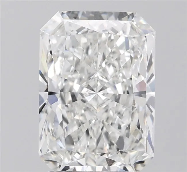 3.09ct Radiant Lab Grown Diamond (Colour F, Clarity VVS1, IGI Certified)