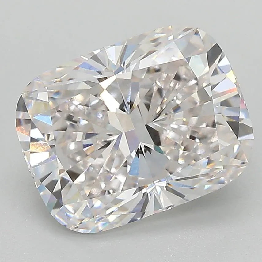 3.10ct Cushion brilliant Lab Grown Diamond (Colour H, Clarity VVS2, IGI Certified)