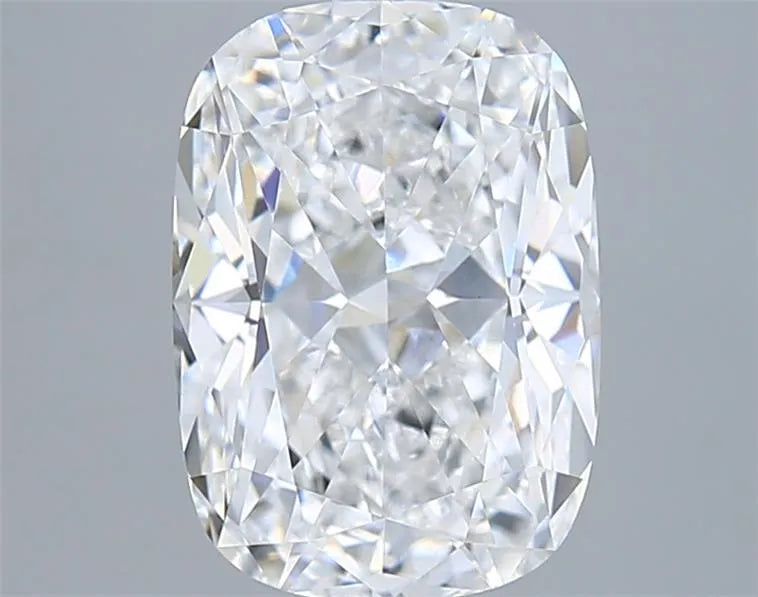 3.10ct Cushion modified Lab Grown Diamond (Colour D, Clarity VVS2, IGI Certified)
