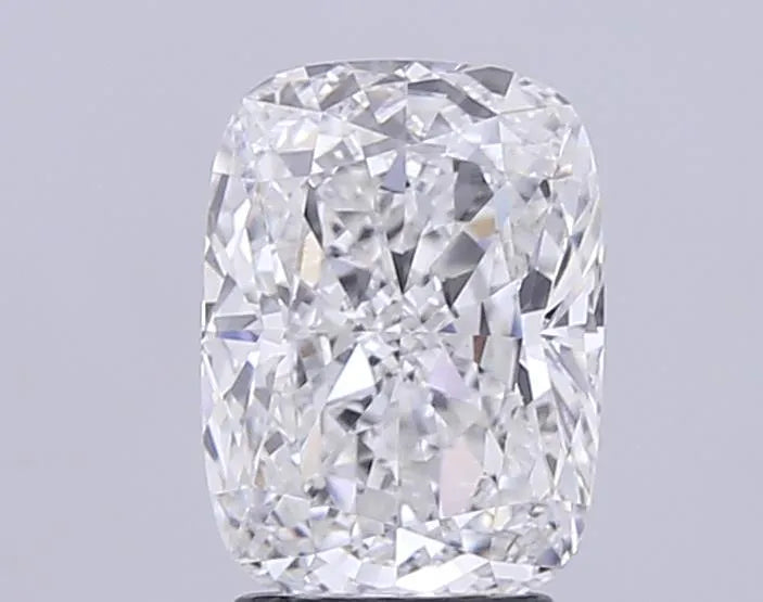 3.10ct Cushion modified Lab Grown Diamond (Colour E, Clarity VVS2, IGI Certified)