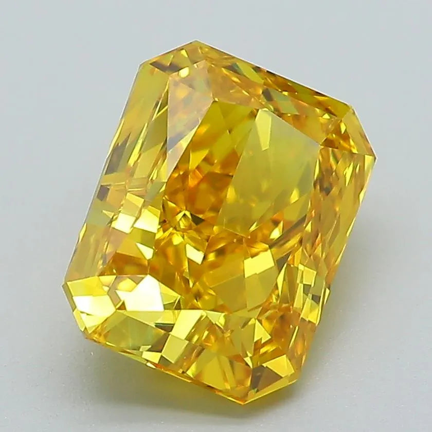 3.10ct Radiant Lab Grown Diamond (Colour Fancy Vivid Yellow, Clarity VVS2, IGI Certified)