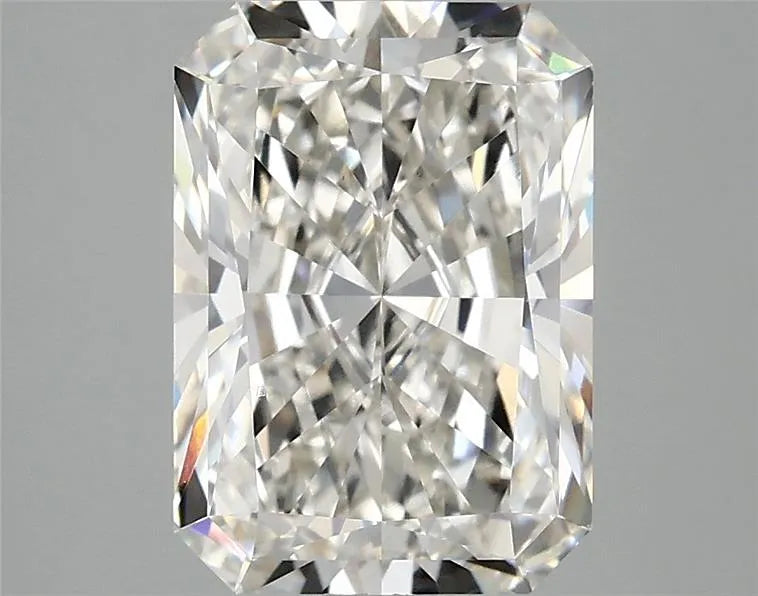 3.10ct Radiant Lab Grown Diamond (Colour G, Clarity VS1, IGI Certified)
