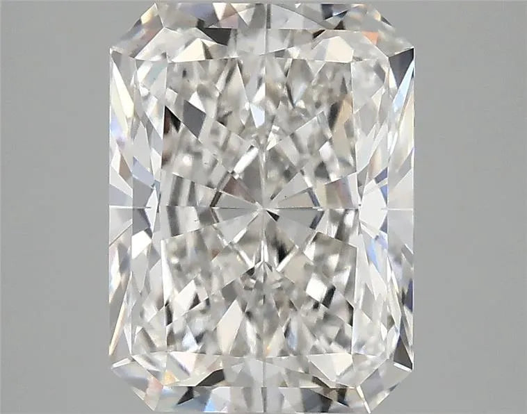 3.10ct Radiant Lab Grown Diamond (Colour G, Clarity VS2, IGI Certified)