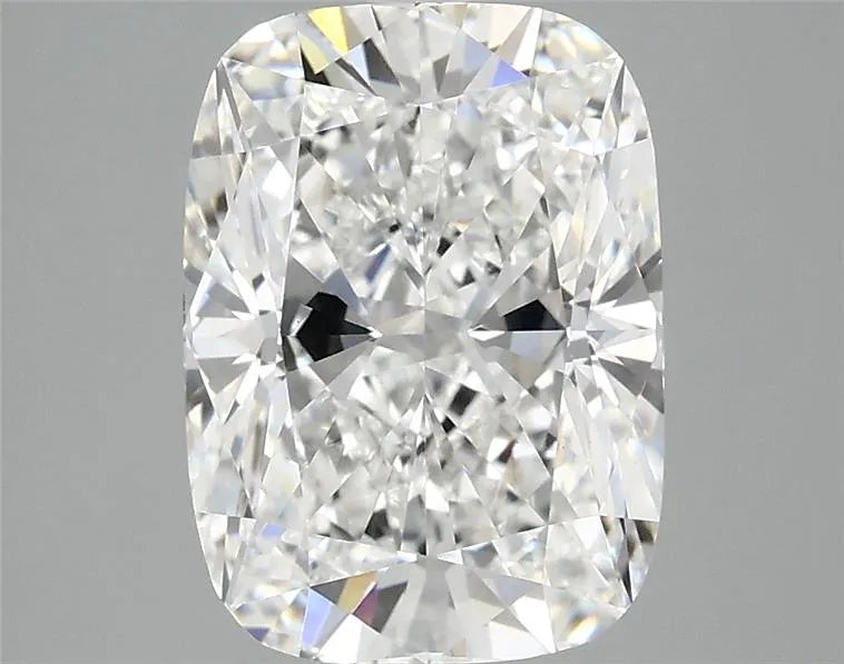 3.20ct Cushion modified Lab Grown Diamond (Colour E, Clarity VVS2, IGI Certified)