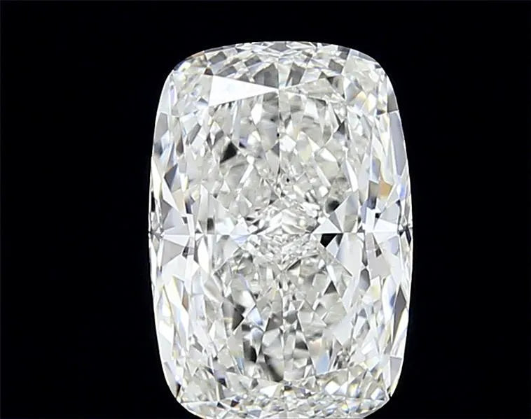 3.20ct Cushion modified Lab Grown Diamond (Colour G, Clarity VVS2, IGI Certified)