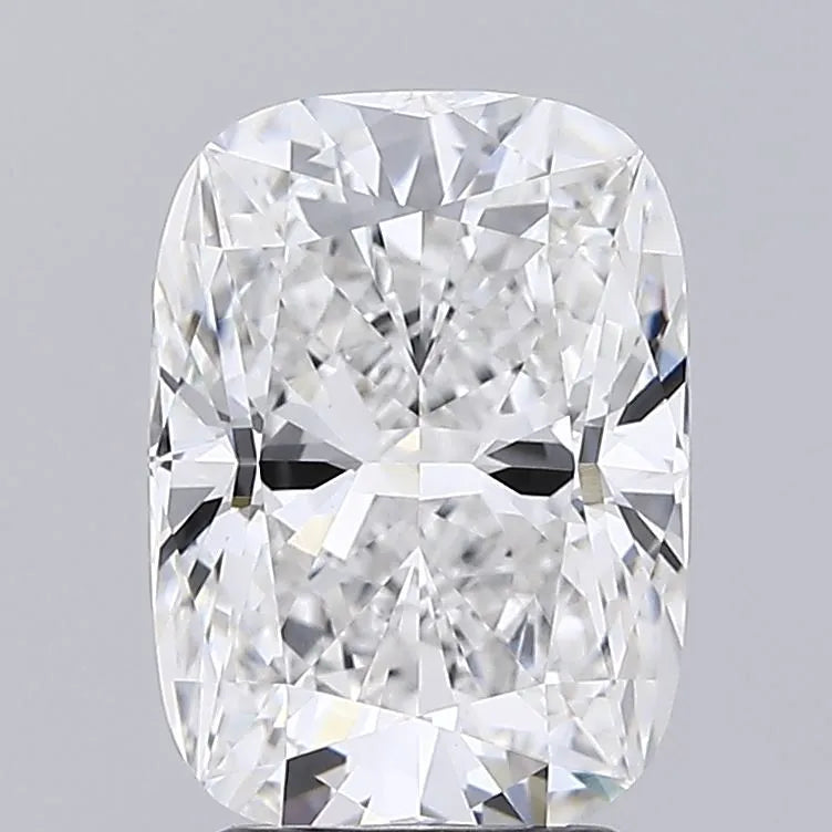 3.27ct Cushion modified Lab Grown Diamond (Colour E, Clarity VVS2, IGI Certified)