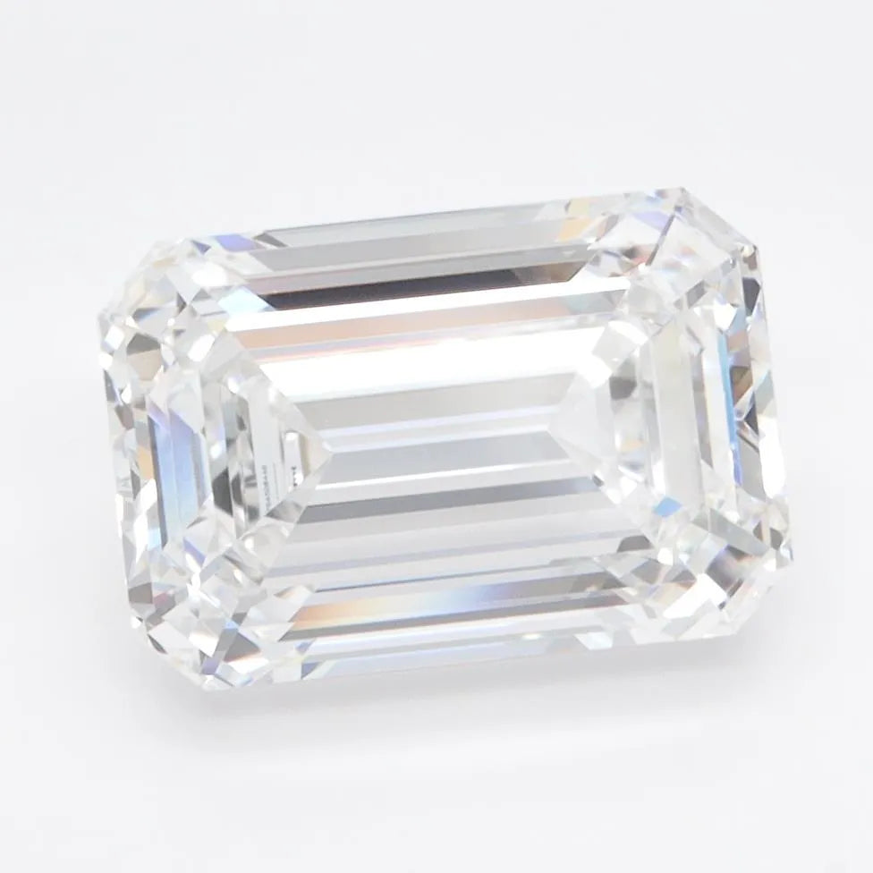 3.37ct Emerald Lab Grown Diamond (Colour D, Clarity VVS1, IGI Certified)