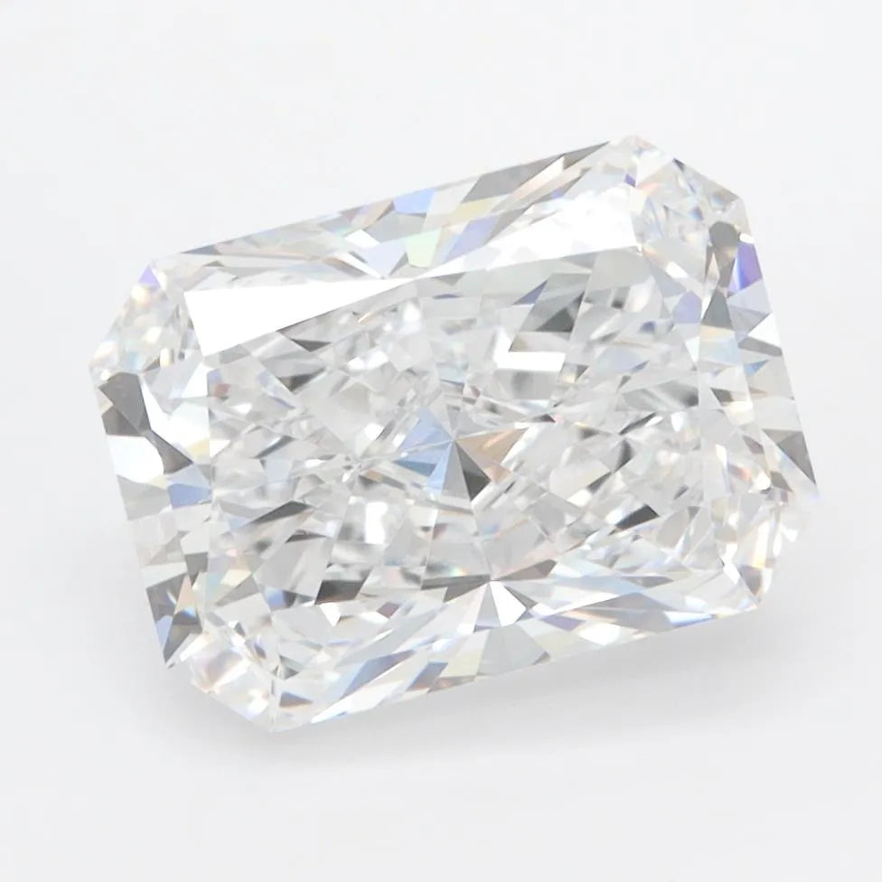 3.37ct Radiant Lab Grown Diamond (Colour D, Clarity VVS1, IGI Certified)