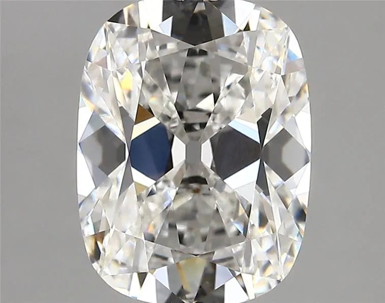 3.40ct Cushion modified Lab Grown Diamond (Colour E, Clarity VVS2, IGI Certified)