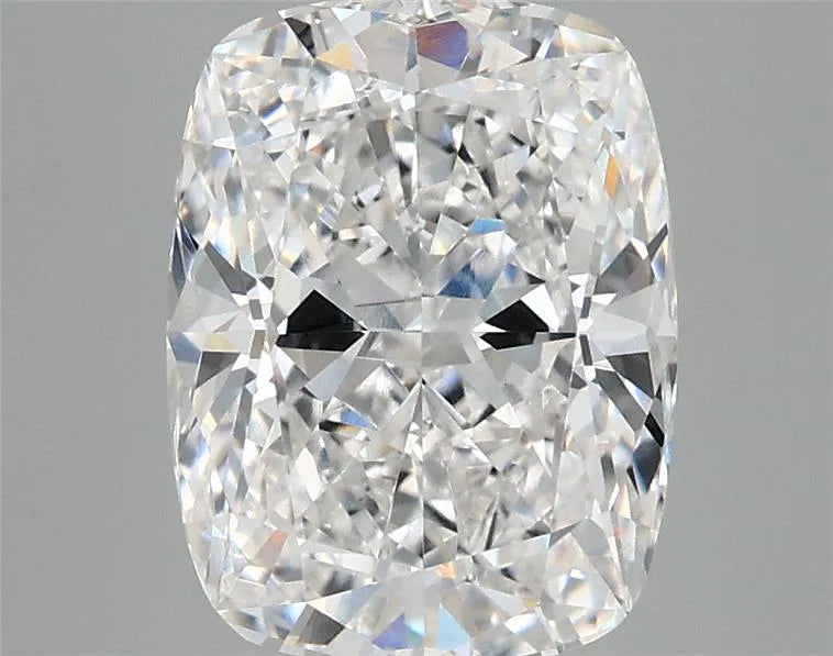 3.40ct Cushion modified Lab Grown Diamond (Colour E, Clarity VVS2, IGI Certified)