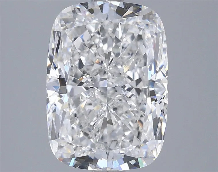 3.51ct Cushion modified Lab Grown Diamond (Colour E, Clarity VS1, IGI Certified)