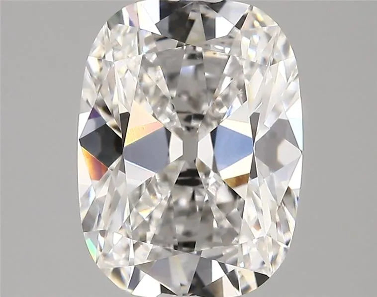 3.51ct Cushion modified Lab Grown Diamond (Colour E, Clarity VVS2, IGI Certified)
