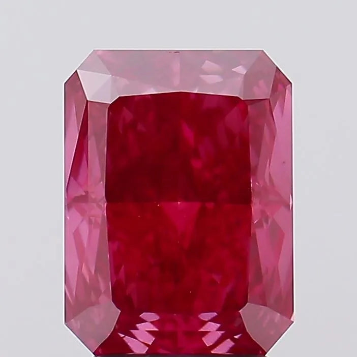 3.51ct Radiant Lab Grown Diamond (Colour Fancy Vivid Pink, Clarity VS1, IGI Certified)
